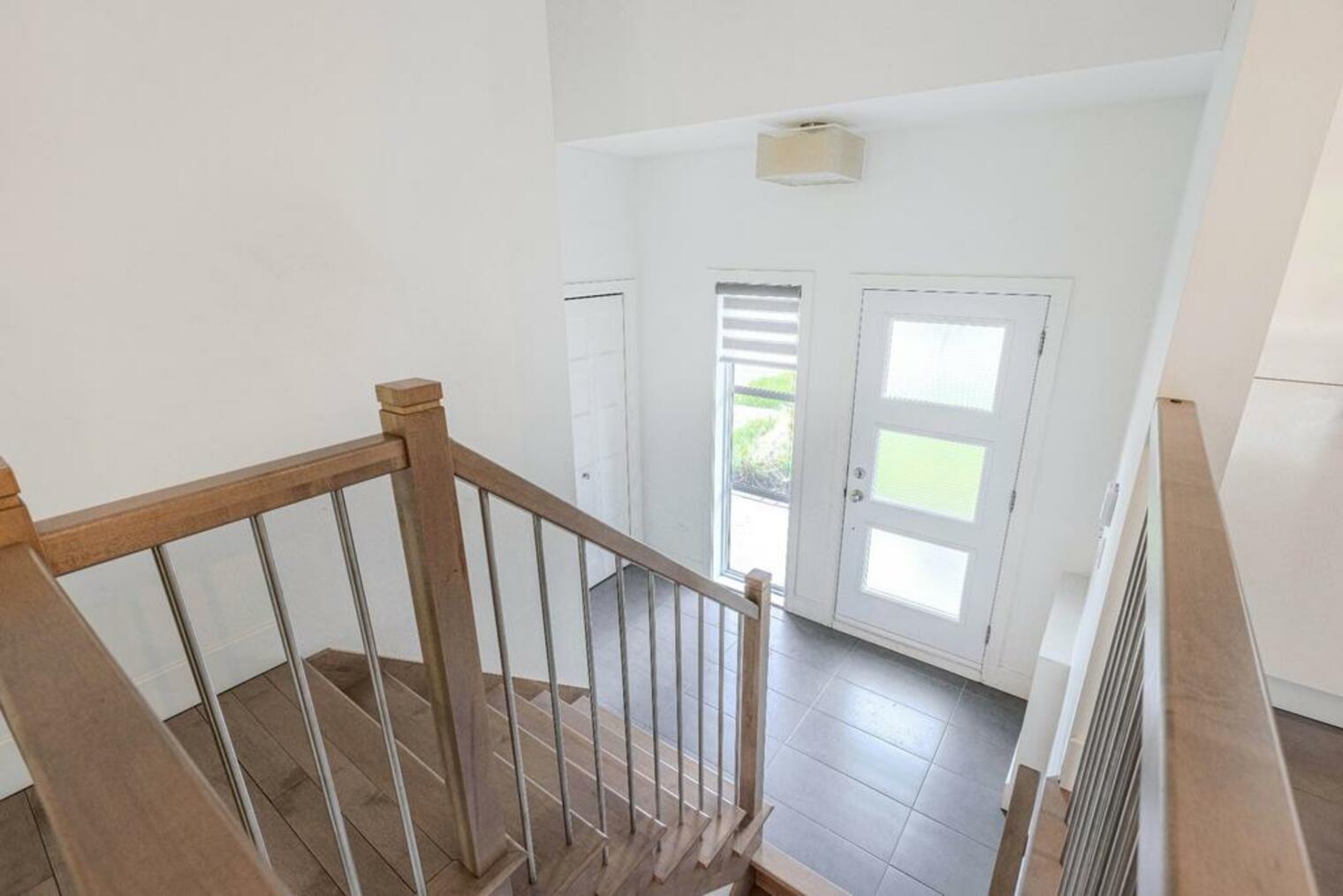 1934 Avenue de la Famille